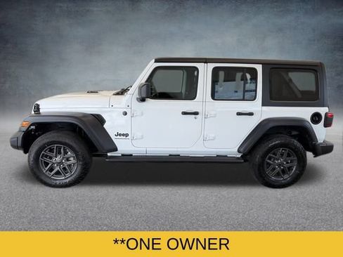 Used 2024 Jeep Wrangler Sport S image 7