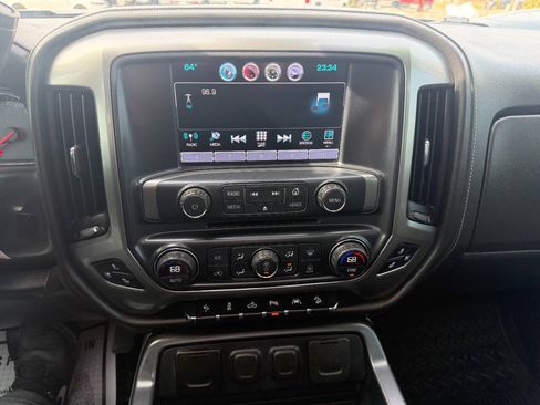Used 2016 Chevrolet Silverado 1500 LTZ Z71 w/ LTZ Plus Package AWD/4WD image 27