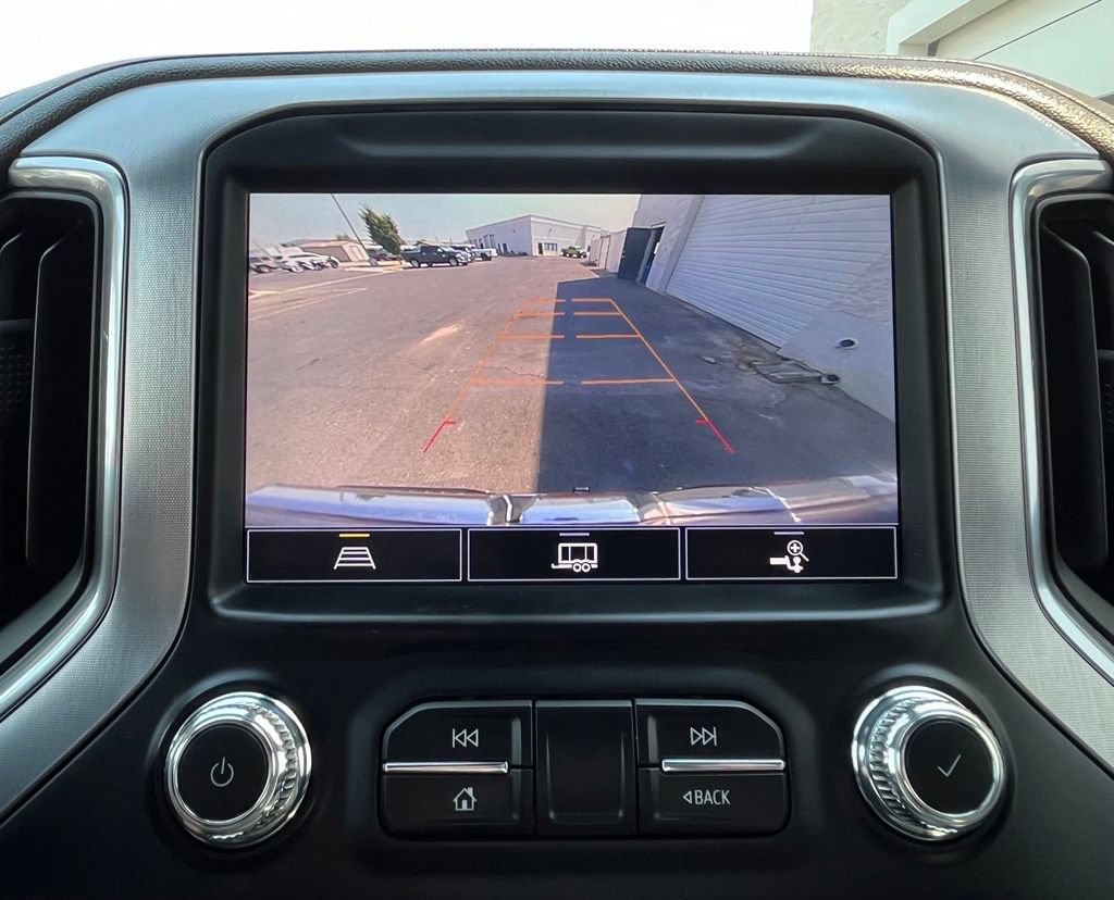 Used 2022 GMC Sierra 1500 SLT w/ Driver Alert Package II AWD/4WD image 21