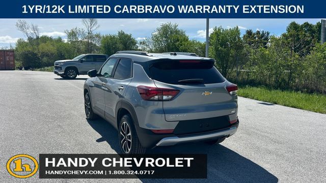 Used 2025 Chevrolet TrailBlazer LT AWD/4WD image 5