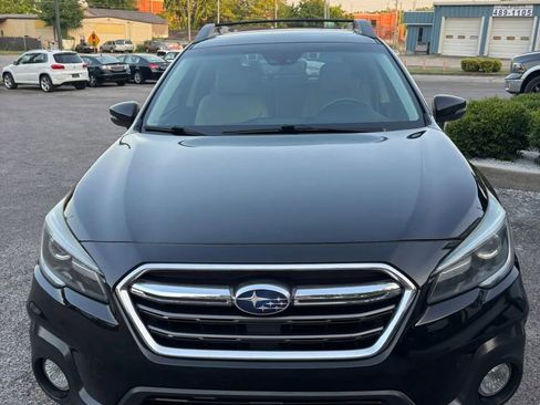 Used 2019 Subaru Outback 2.5i Limited AWD/4WD image 3