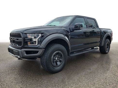 Used 2018 Ford F150 Raptor w/ Equipment Group 802A Luxury image 2