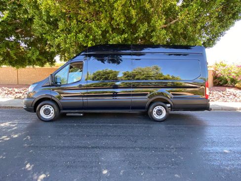 Used 2023 Ford Transit 250 148 High Roof Extended w/ Load Area Protection Package RWD image 55