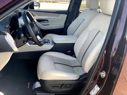 Used 2024 MAZDA CX-90 3.3 Turbo S w/ Premium Package image 8