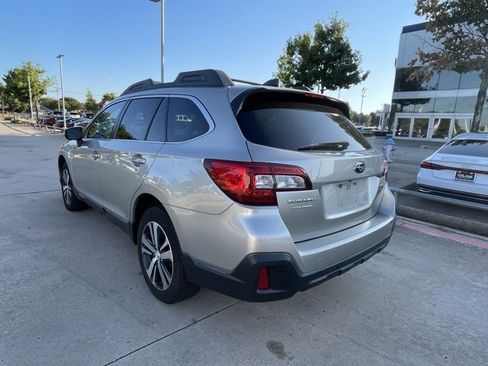 Used 2018 Subaru Outback 2.5i Limited image 7