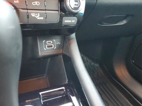 Certified 2025 Jeep Compass Latitude w/ Altitude Special Edition image 23