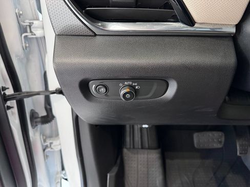 Certified 2023 Chevrolet Traverse Premier AWD/4WD image 26
