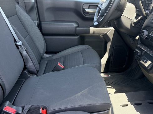 Used 2024 Chevrolet Silverado 1500 Custom Trail Boss w/ Turbomax Blackout Package AWD/4WD image 8