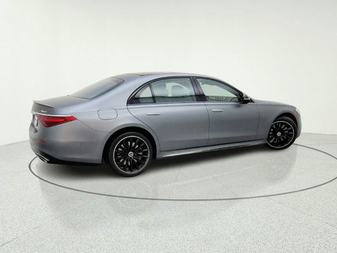 Certified 2023 Mercedes-Benz S 500 4MATIC image 8