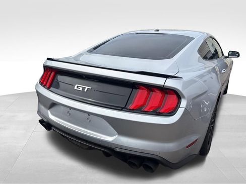 Used 2019 Ford Mustang GT w/ Equipment Group 301A RWD image 10