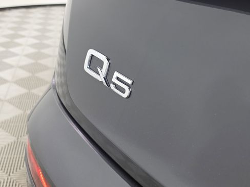 Certified 2023 Audi Q5 2.0T Premium w/ Convenience Package AWD/4WD image 11