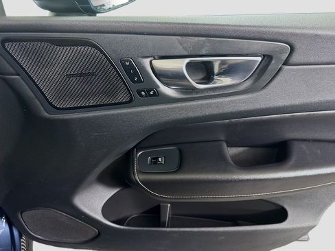 Used 2023 Volvo XC60 B5 Ultimate w/ Protection Package Premier FWD image 31