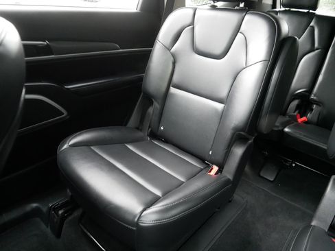 Used 2020 Kia Telluride S AWD/4WD image 12