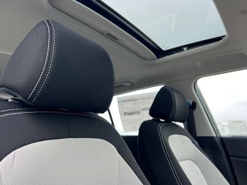 New 2026 Hyundai Venue SEL FWD image 16