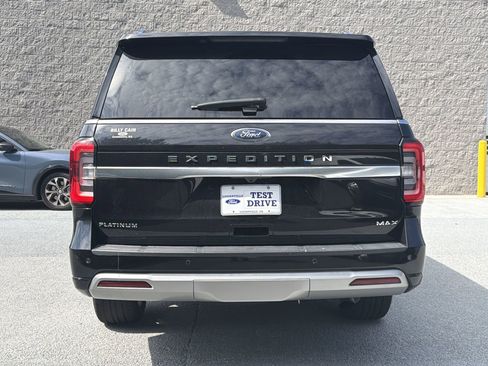 Used 2022 Ford Expedition Max Platinum AWD/4WD image 4