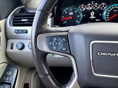 Used 2019 GMC Yukon Denali w/ Denali Ultimate Package image 11