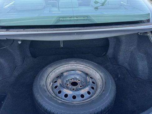 Used 2010 Toyota Camry LE image 15