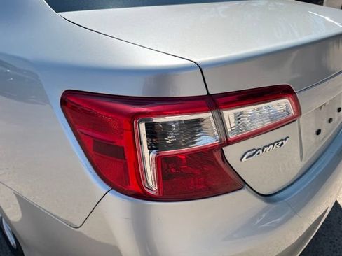 Used 2014 Toyota Camry LE FWD image 10