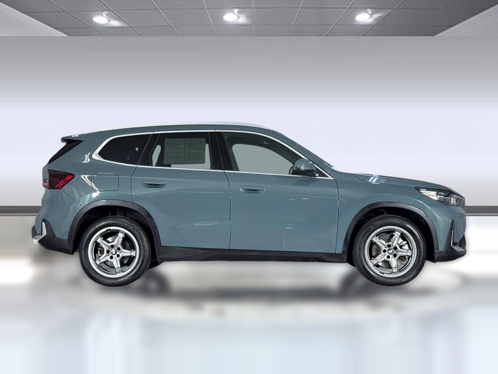 Used 2023 BMW X1 xDrive28i w/ Convenience Package AWD/4WD image 8