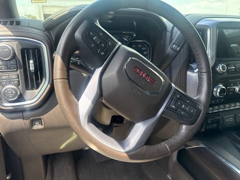 Used 2020 GMC Sierra 1500 SLT w/ SLT Premium Plus Package AWD/4WD image 16