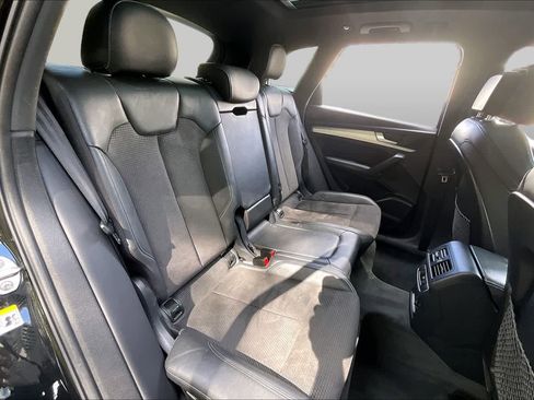 Used 2020 Audi SQ5 Premium Plus w/ Premium Plus Package AWD/4WD image 18