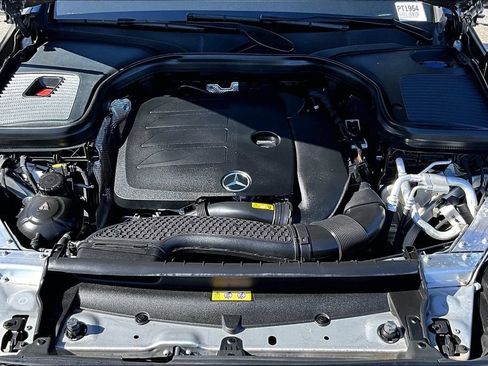 Used 2021 Mercedes-Benz GLC 300 image 30