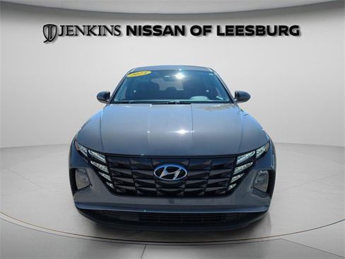 Used 2024 Hyundai Tucson SE image 2