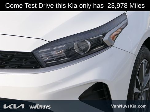 Used 2023 Kia Forte LXS w/ LXS Technology Package image 9