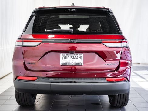 New 2025 Jeep Grand Cherokee Limited w/ Luxury Tech Group II image 5