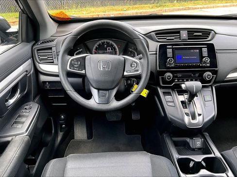 Used 2019 Honda CR-V LX image 6
