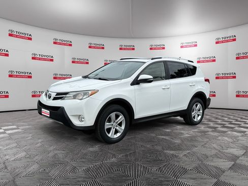 Used 2014 Toyota RAV4 XLE AWD/4WD image 1