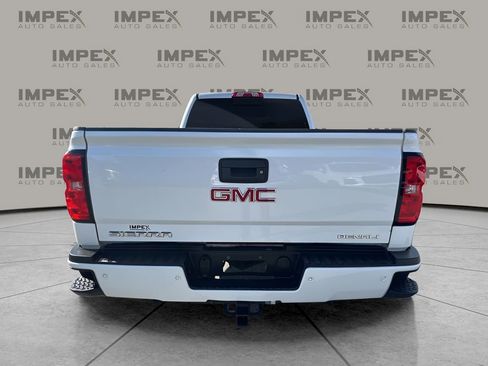 Used 2019 GMC Sierra 3500 Denali image 4