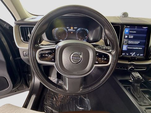 Used 2018 Volvo XC60 T6 Inscription w/ Convenience Package image 13
