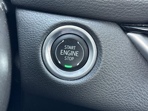 Certified 2024 Cadillac XT4 Premium Luxury image 34