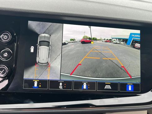 Used 2022 Buick Envision Avenir w/ Technology Package II FWD image 14