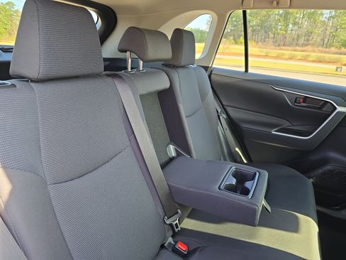 Used 2024 Toyota RAV4 LE image 12