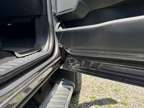 Used 2024 Ford F250 Lariat AWD/4WD image 6