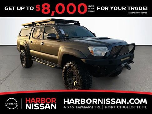 Used 2015 Toyota Tacoma 4x4 Double Cab w/ TRD Sport Package image 1