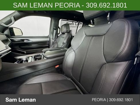 New 2026 Jeep Grand Wagoneer L Limited AWD/4WD image 21