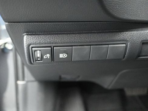 Used 2026 Toyota Corolla SE FWD image 10