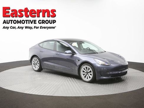Used 2023 Tesla Model 3 Standard Range RWD image 46