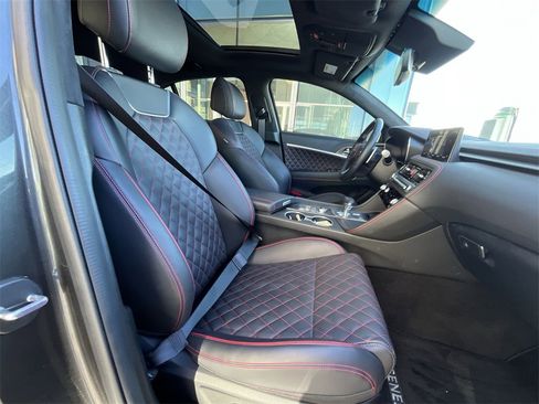 Used 2025 Genesis G70 3.3T Advanced w/ Sport Prestige Package image 26