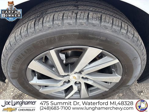 Used 2023 Chevrolet Equinox Premier image 10