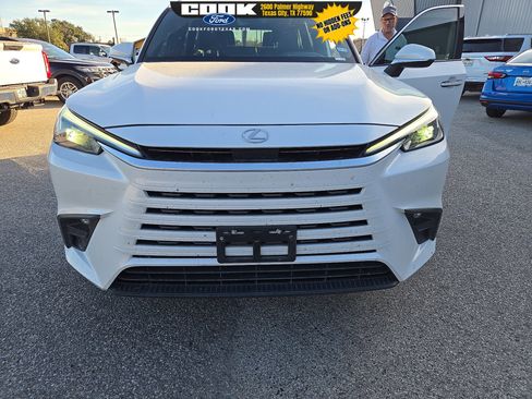 Used 2024 Lexus TX 350 FWD image 11