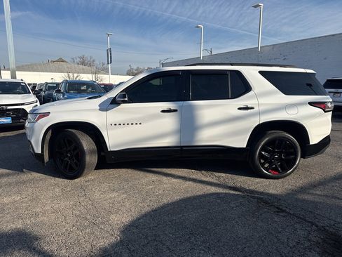 Used 2021 Chevrolet Traverse Premier w/ Redline Edition image 4