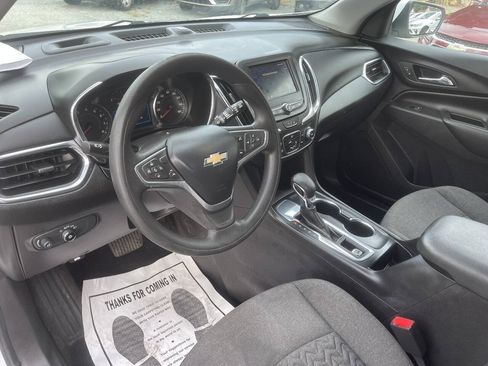 Used 2023 Chevrolet Equinox LT FWD image 13