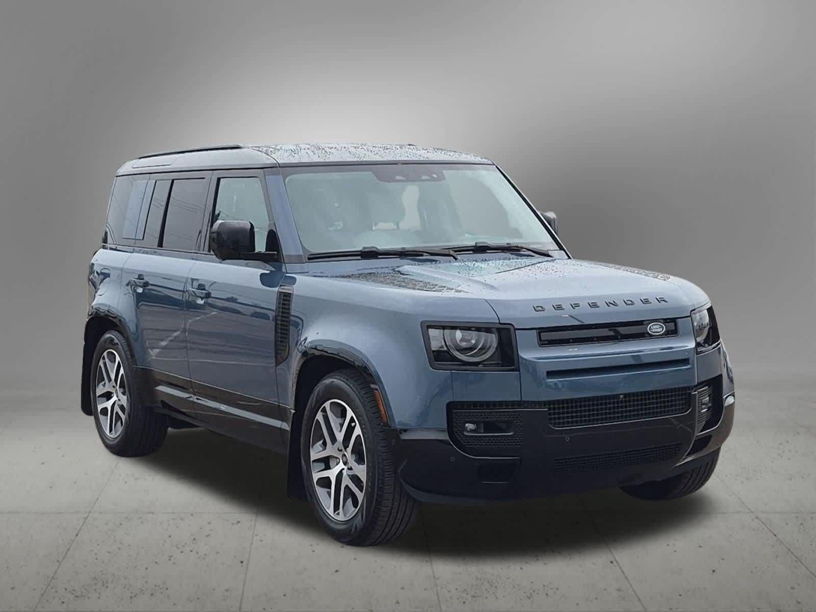 Certified 2025 Land Rover Defender 110 X-Dynamic SE AWD/4WD image 8