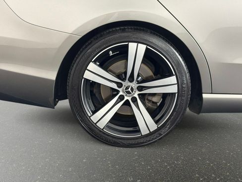 Used 2022 Mercedes-Benz C 300 Sedan image 18