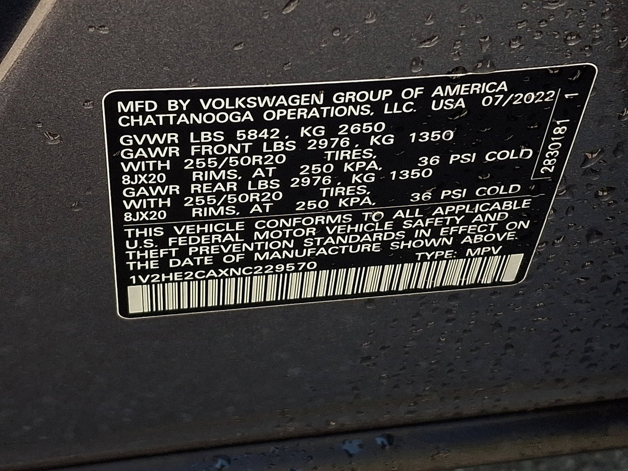 Certified 2022 Volkswagen Atlas Cross Sport SE AWD/4WD image 28