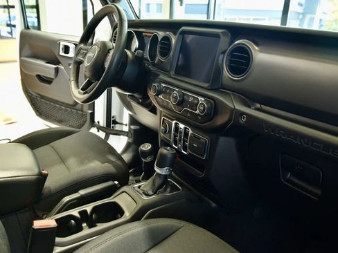 Used 2022 Jeep Wrangler Sport S w/ Sun And Sound Package image 27